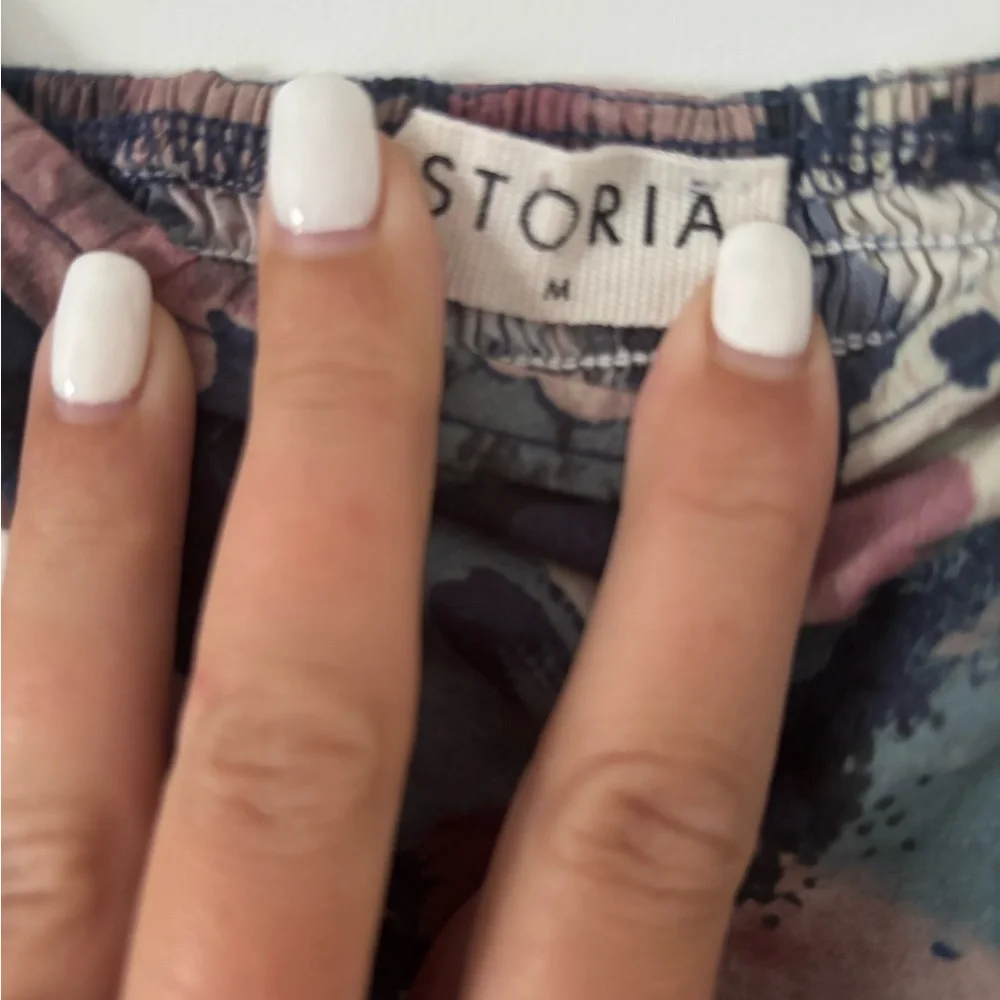 Storia Multicolor Floral Romper - Picture 3 of 4